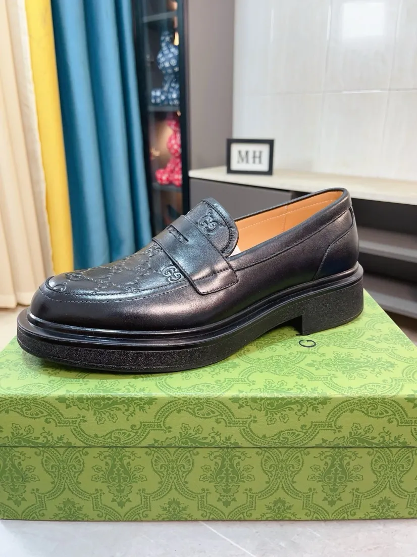 Men's shoes 💰500🌹🌹【GUCCI】The most popular classic Gucci leather shoes. Synchronized with the official website, the upper is made of Italian first-layer cowhide ➕cowhide lining, with unique brand and unique craftsmanship. Highlighting the hot style of the new year. Stop hesitating, stop wandering, get it now. Number: 38--44